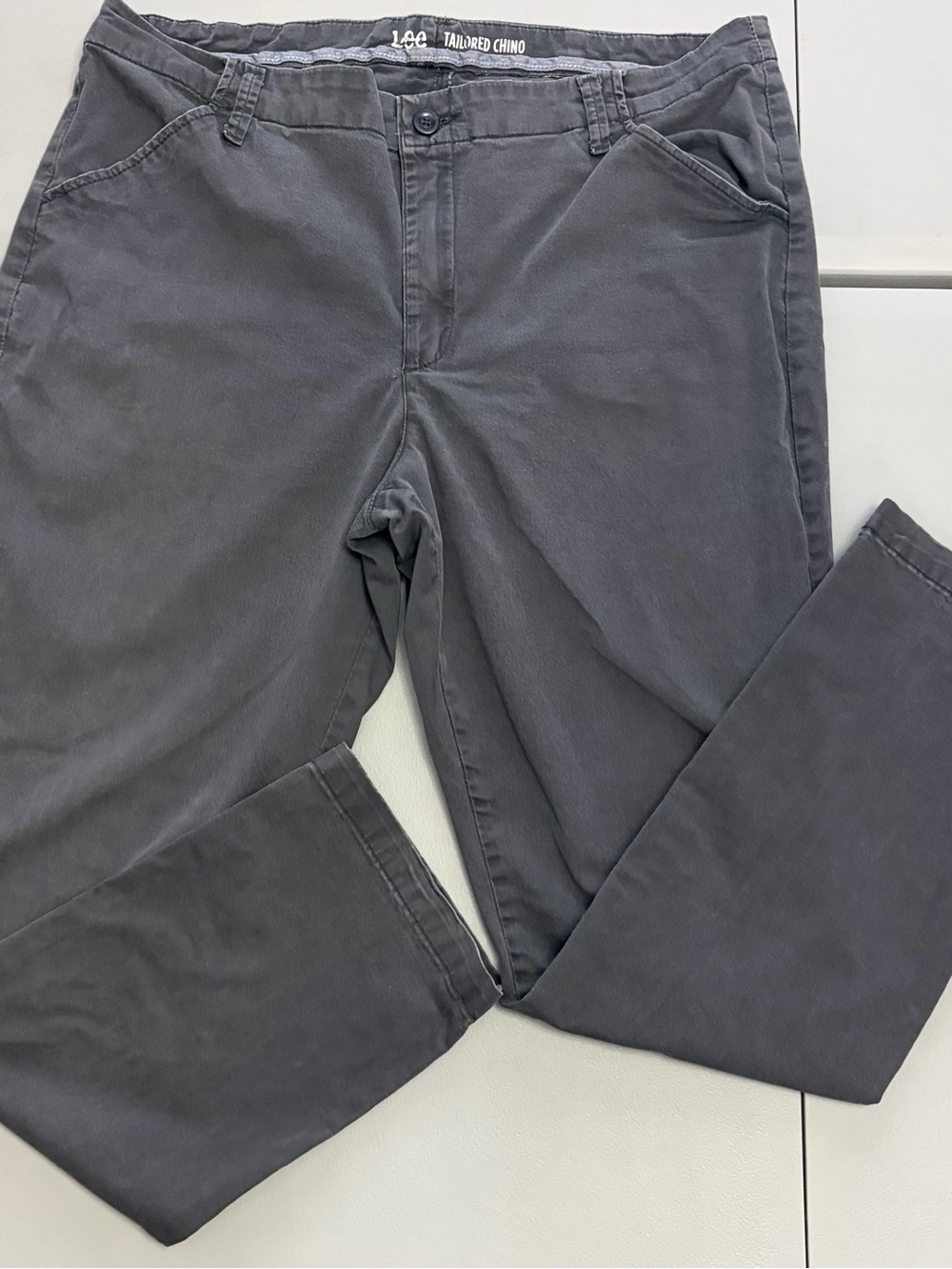 Lee Tailored Chino Pants in Charcoal
